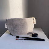 Linen makeup bag / size 13x22x8cm